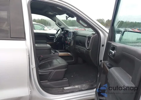 2019 Chevrolet Silverado 1500 Rst z USA, uszkodzony, nr VIN 1GCRYEED6KZ340955